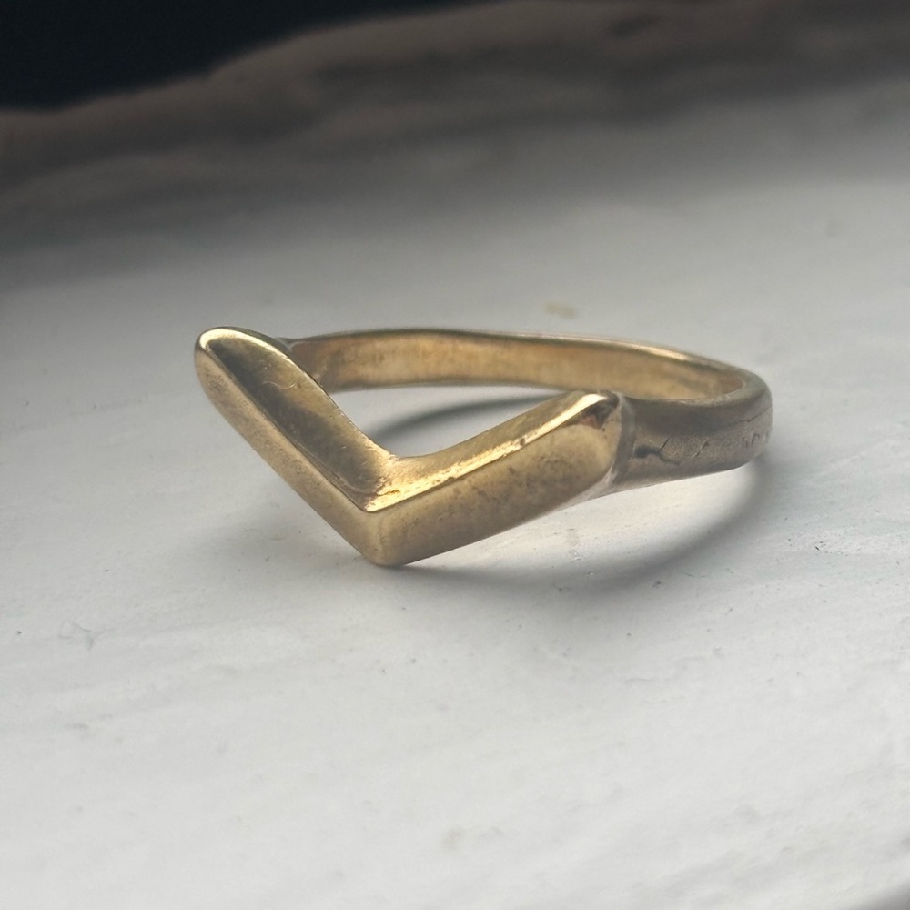 SOLD Gold V-Shaped Minimalist Ring